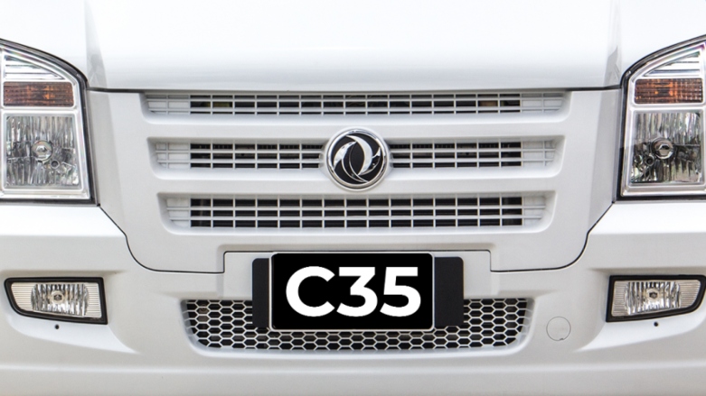 <p>Parrilla frontal de van de carga DFSK C35.</p>